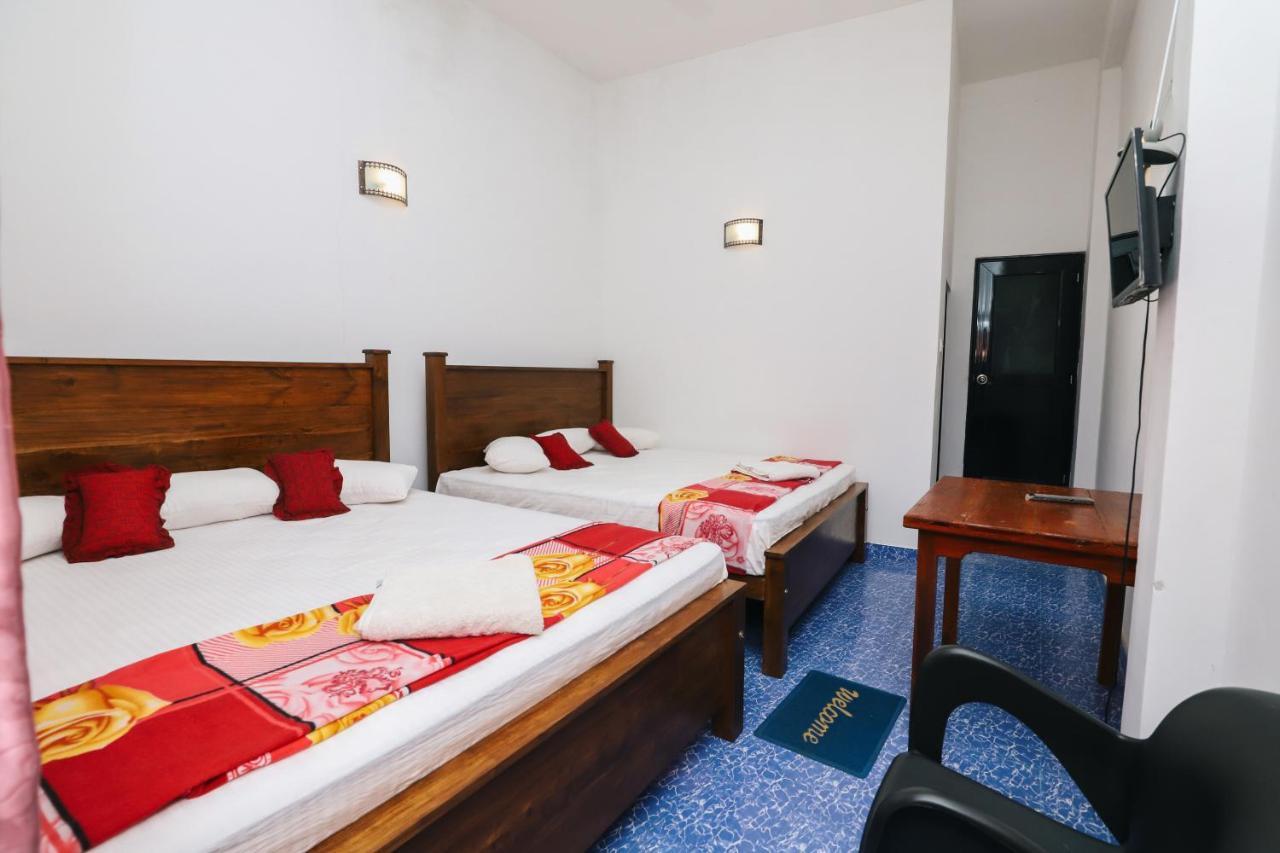 Delight Reich Hotel Peradeniya Zewnętrze zdjęcie