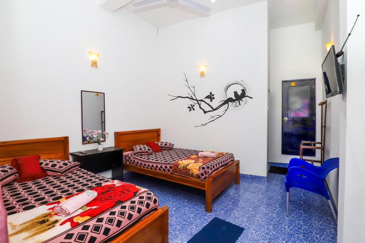 Delight Reich Hotel Peradeniya Zewnętrze zdjęcie