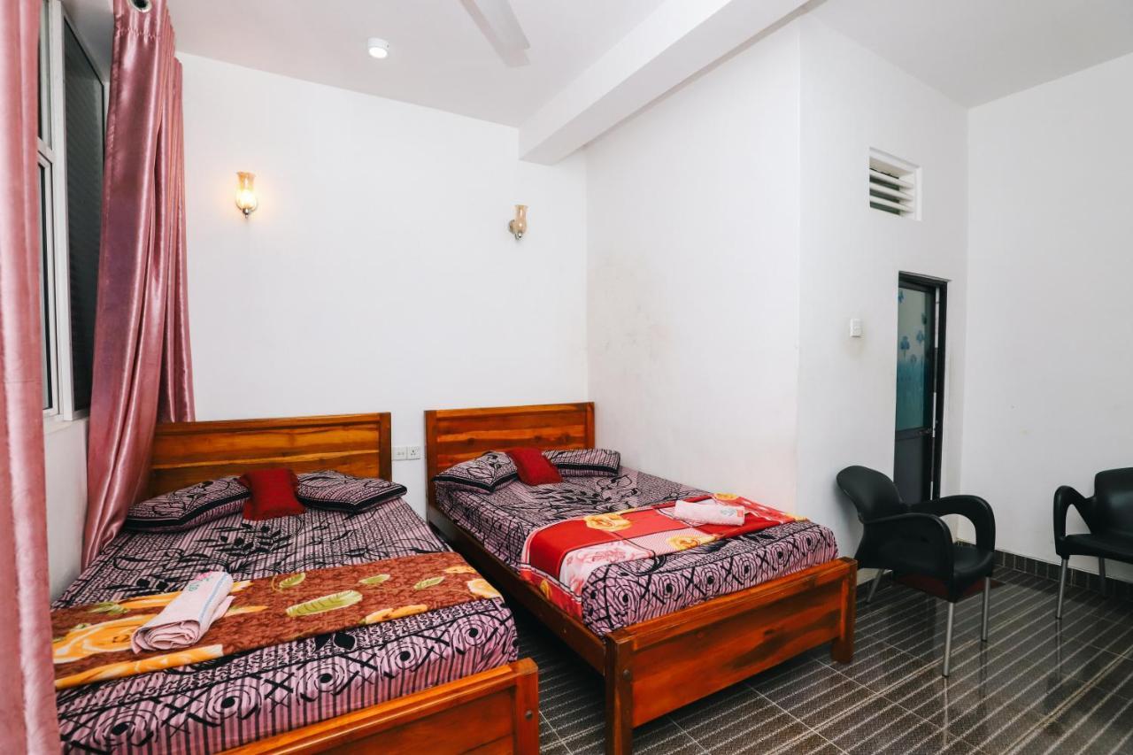 Delight Reich Hotel Peradeniya Zewnętrze zdjęcie