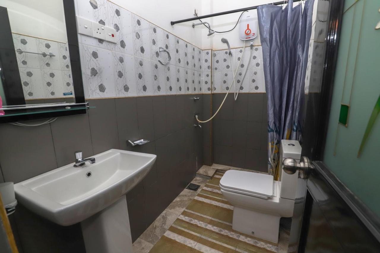 Delight Reich Hotel Peradeniya Zewnętrze zdjęcie