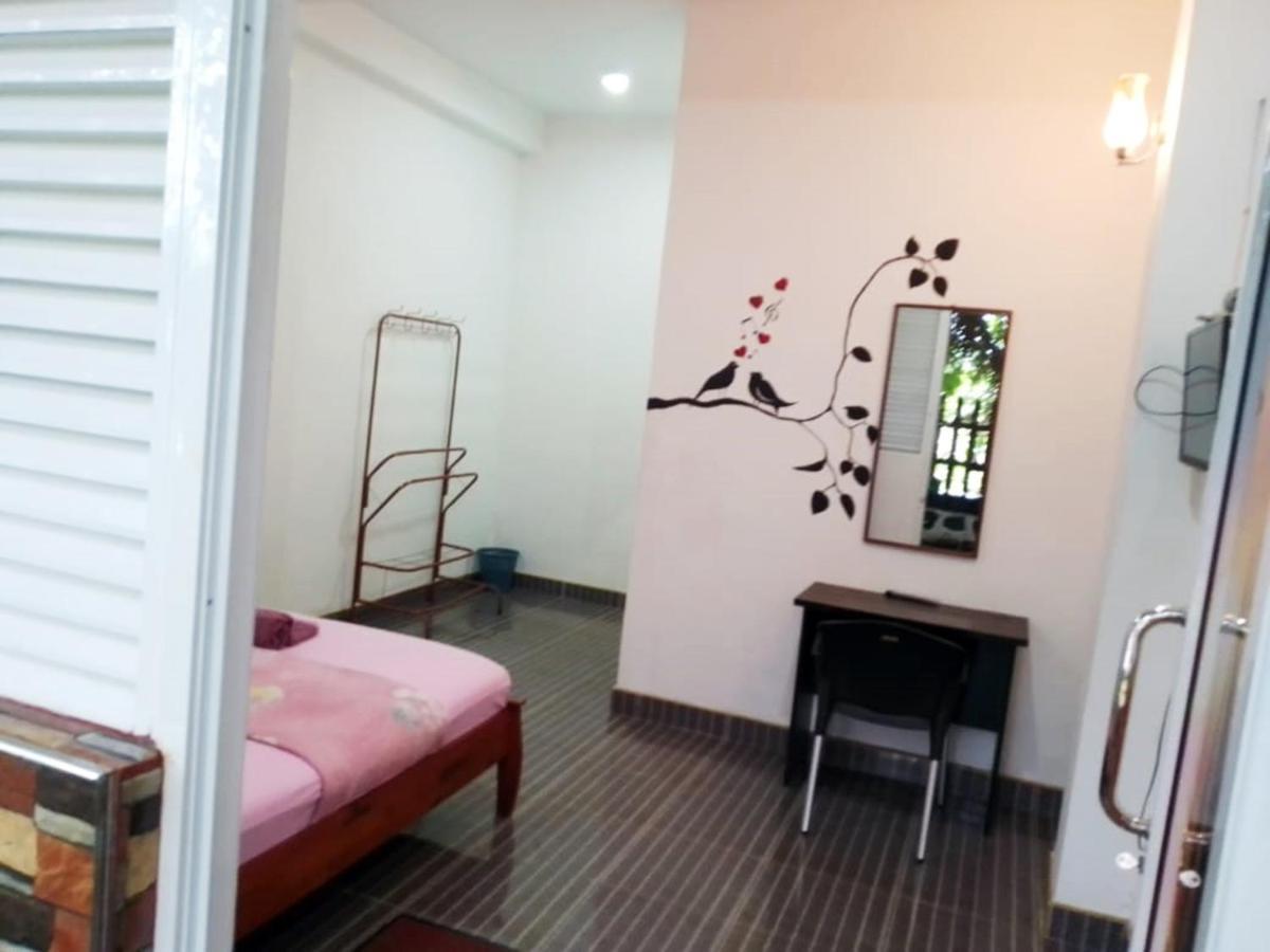 Delight Reich Hotel Peradeniya Zewnętrze zdjęcie