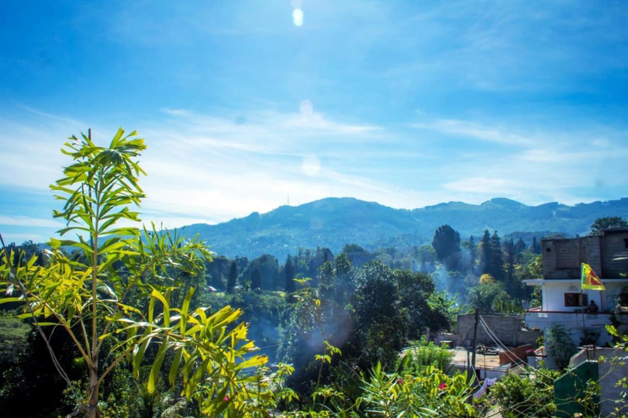 Delight Reich Hotel Peradeniya Zewnętrze zdjęcie