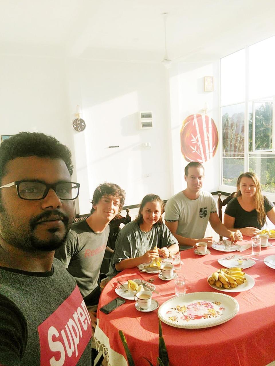 Delight Reich Hotel Peradeniya Zewnętrze zdjęcie